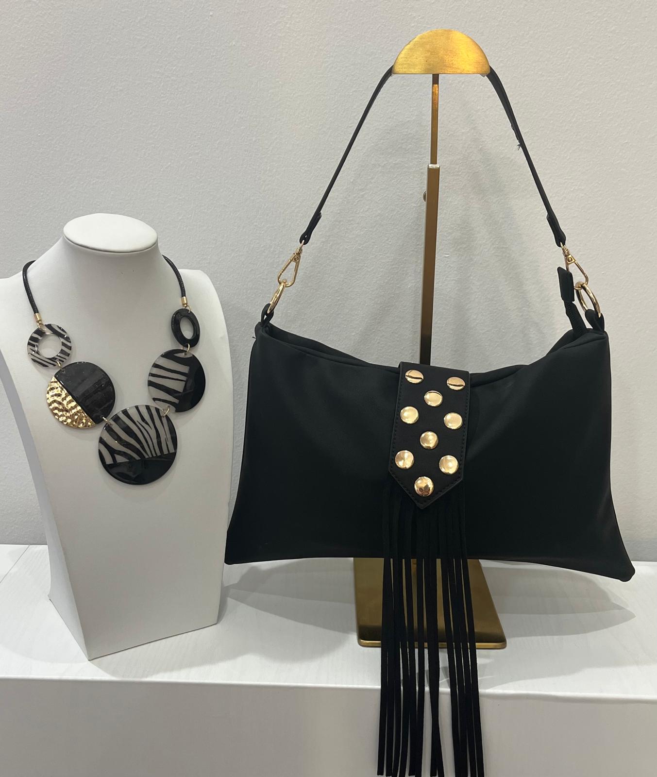 Boutique de cosmética y complementos de moda en Mujer 360